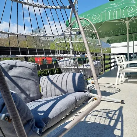 New Wolf Hotel