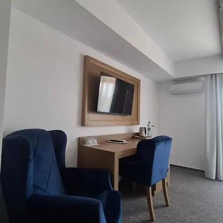 New Wolf Hotel 3*